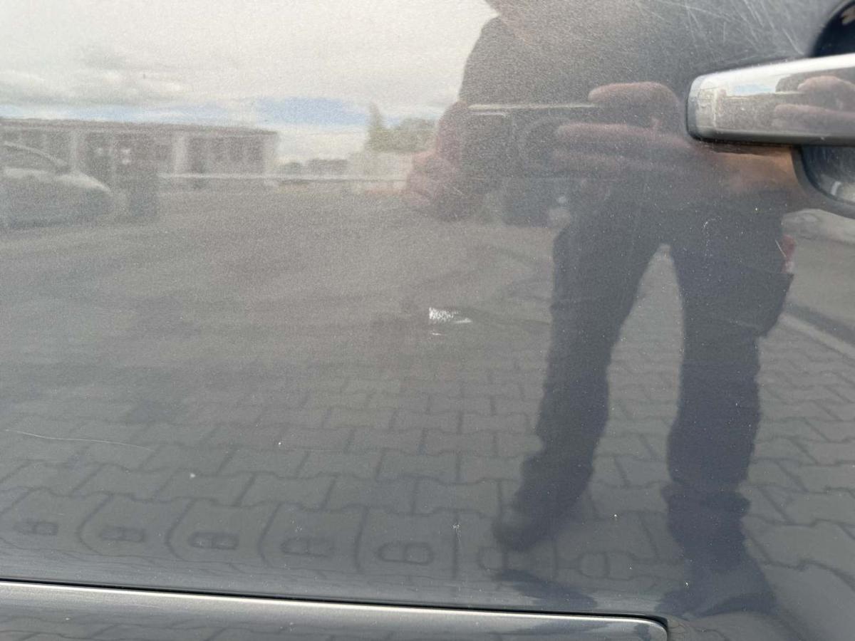 Opel Zafira B original T&uuml;r hinten links Z190 Phantom Grey Rohbau Bj.2012